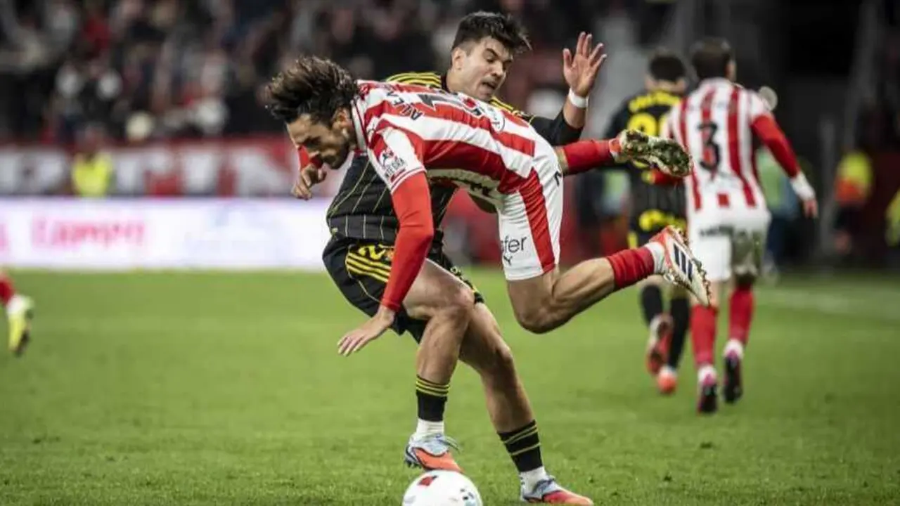 Mart&iacute;n Aguirregabiria en el Real Sporting de Gij&oacute;n - Real Zaragoza de la ida / LaLiga