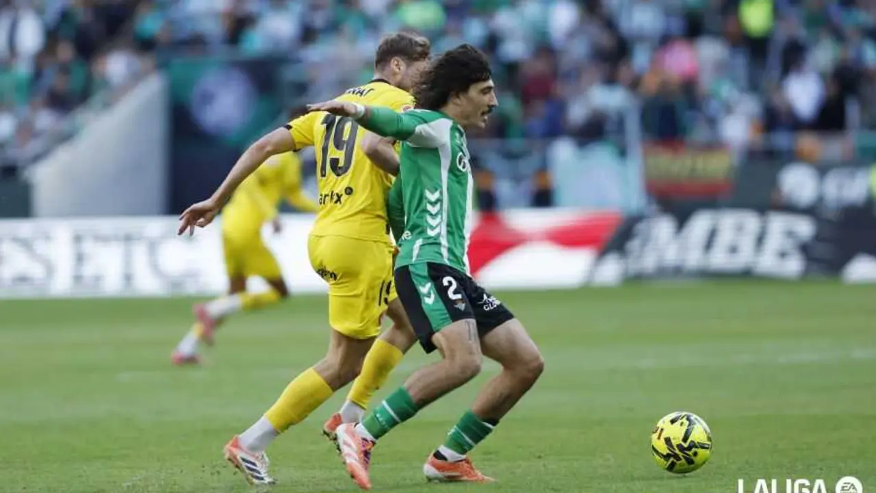 Imagen del partido de la ida entre el Betis y el Girona / LaLiga