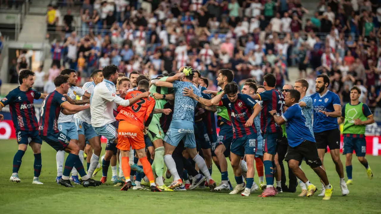 SD HUESCA REAL ZARAGOZA / MARCOS CEBRI&Aacute;N