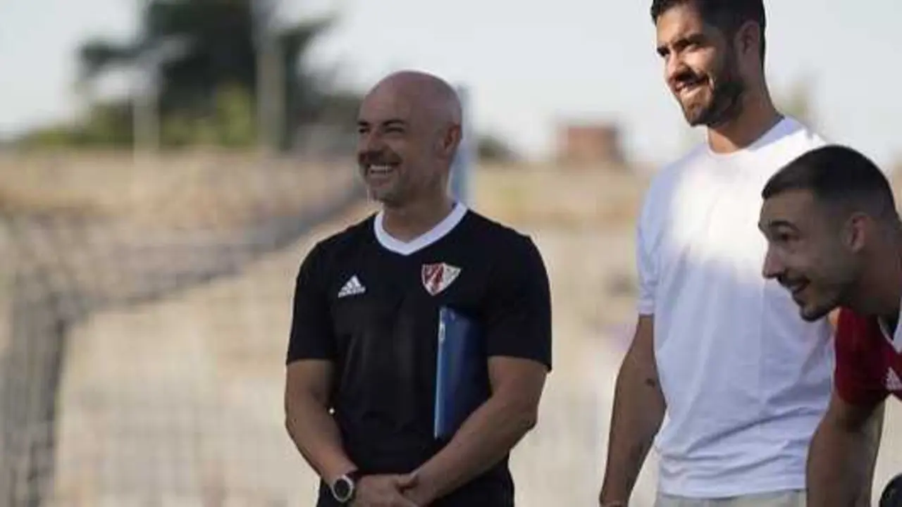 Dani Mart&iacute;nez y Santamar&iacute;a no continuar&aacute;n en el club / UD Barbastro