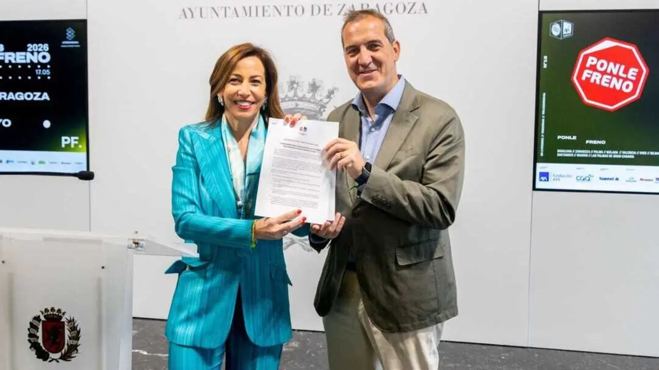 Presentaci&oacute;n de la carrera en el Ayuntamiento de Zaragoza. Fotograf&iacute;a: Miguel G. Garc&iacute;a.