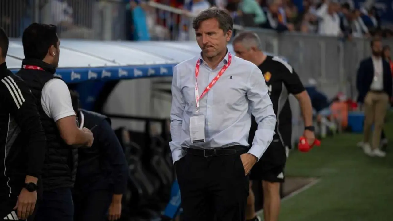 Lalo Arantegui en el Ibercaja Estadio / Marcos Cebri&aacute;n