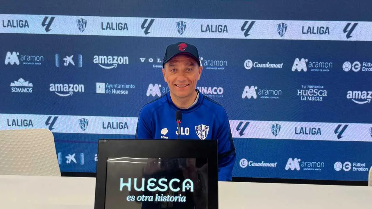 Oltra cree que el equipo est&aacute; preparado / SportArag&oacute;n
