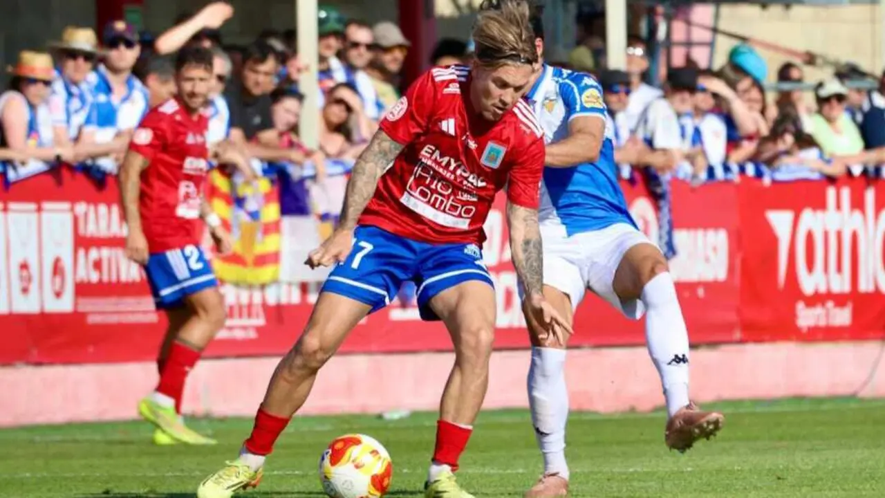 Imagen del duelo entre la SD Tarazona y el Sabadell. Fotograf&iacute;a: SDT.