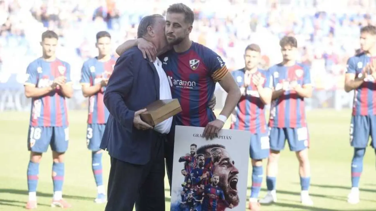 Jorge Pulido fue homenajeado por su adi&oacute;s / LaLiga