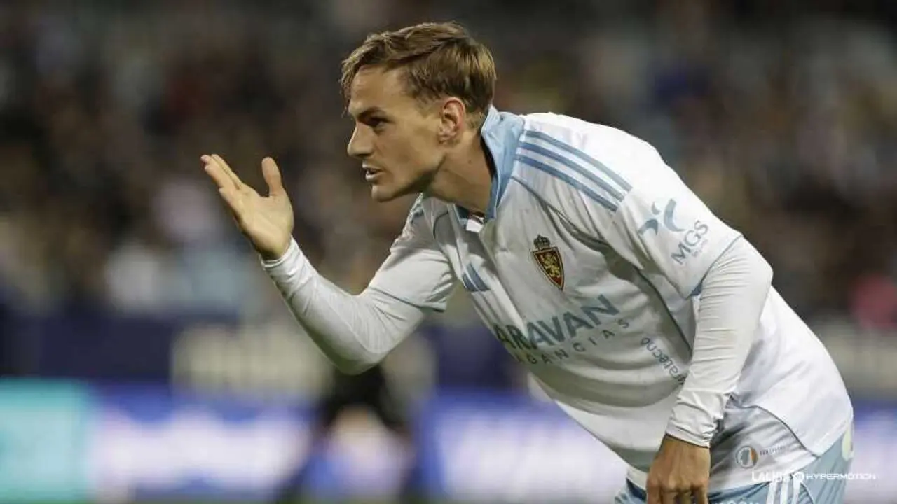 Dani G&oacute;mez ante el M&aacute;laga en a ida / LaLiga