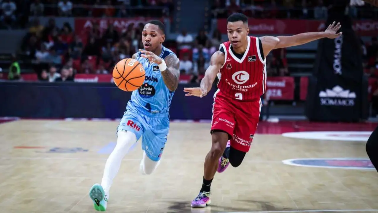 Trae Bell-Haynes ante el Breog&aacute;n en la ida en el Pr&iacute;ncipe Felipe. Fotograf&iacute;a: Esther Casas / Casademont Zaragoza.