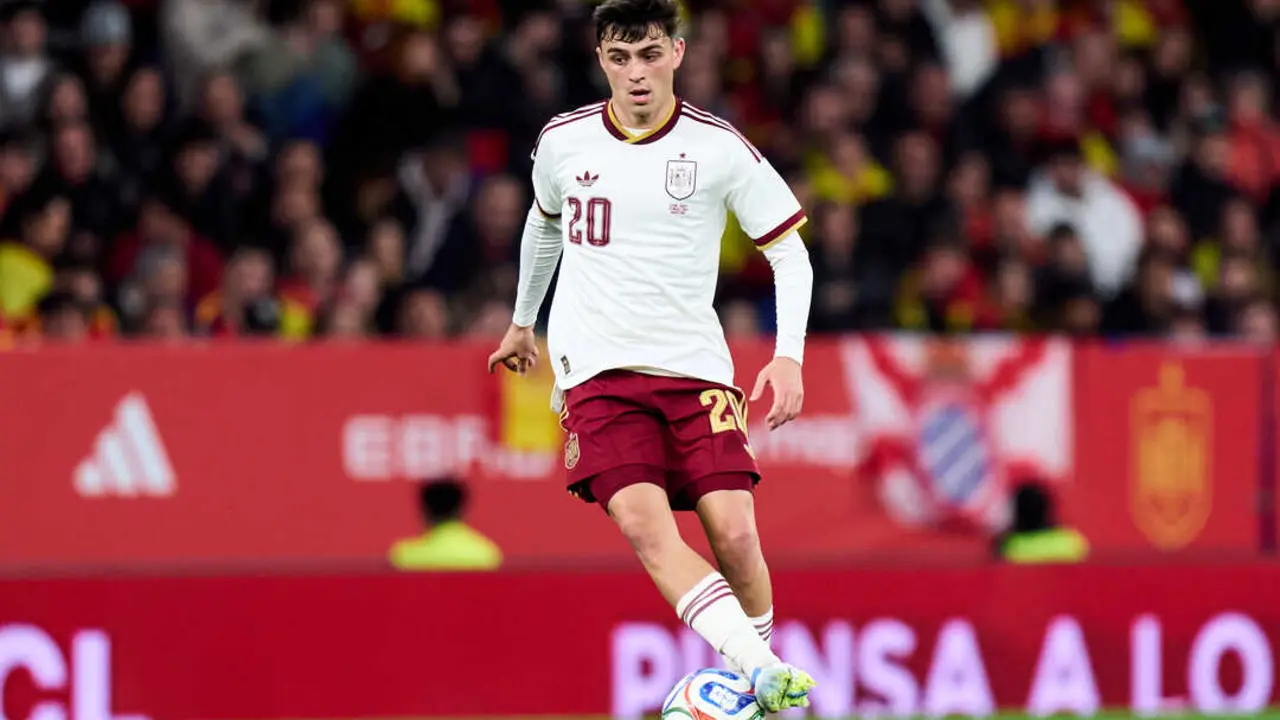 Pedri durante un partido con la Selecci&oacute;n Espa&ntilde;ola / RFEF
