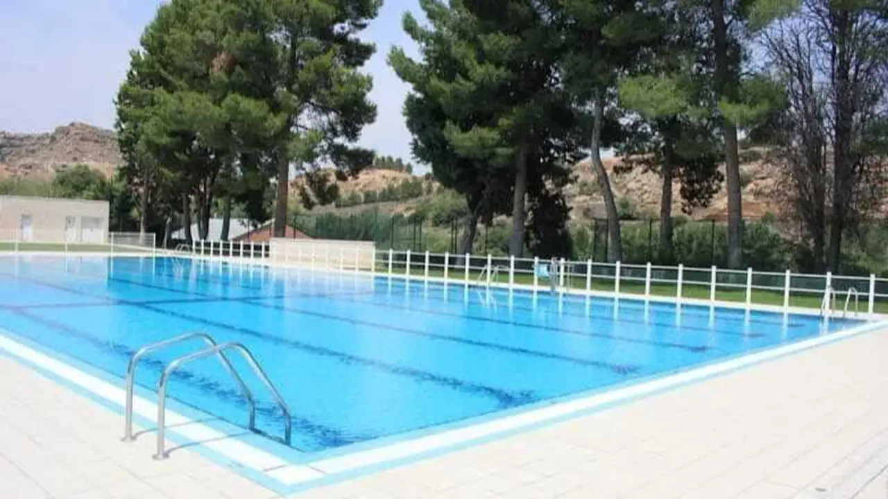 Piscina de Alca&ntilde;iz. Fotograf&iacute;a: Ayto. Alca&ntilde;iz.