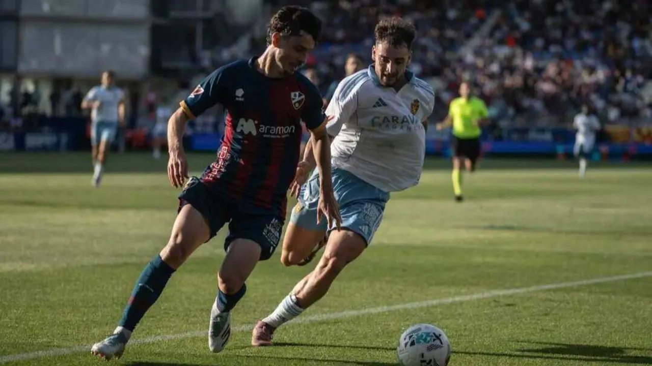 Imagen del &uacute;ltimo derbi aragon&eacute;s entre Real Zaragoza y SD Huesca / Marcos Cebri&aacute;n