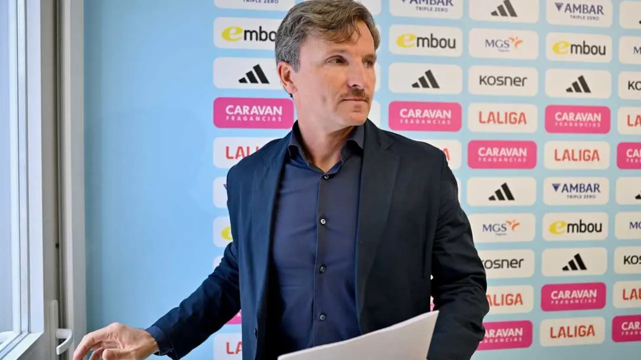 RUEDA DE PRENSA DE LALO - MARCOS CEBRI&Aacute;N