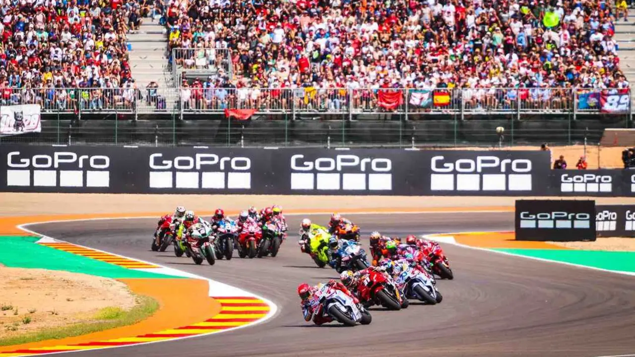 MOTO GP EN MOTORLAND