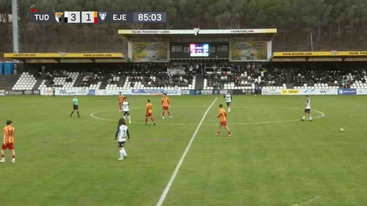 Captura del encuentro entre el Tudelano y la SD Ejea en Arag&oacute;n Deporte de Arag&oacute;n TV