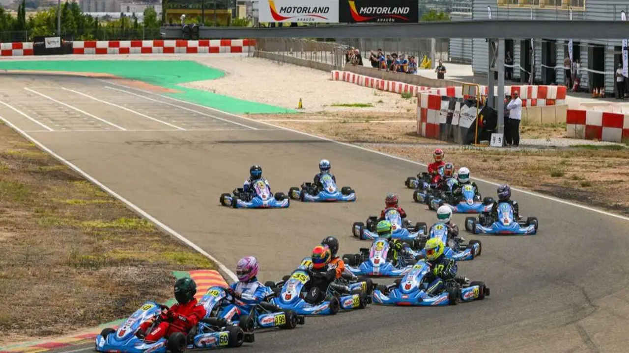 Imagen de la competici&oacute;n disputada en las instalaciones de MotorLand Arag&oacute;n. Fotograf&iacute;a: MotorLand.