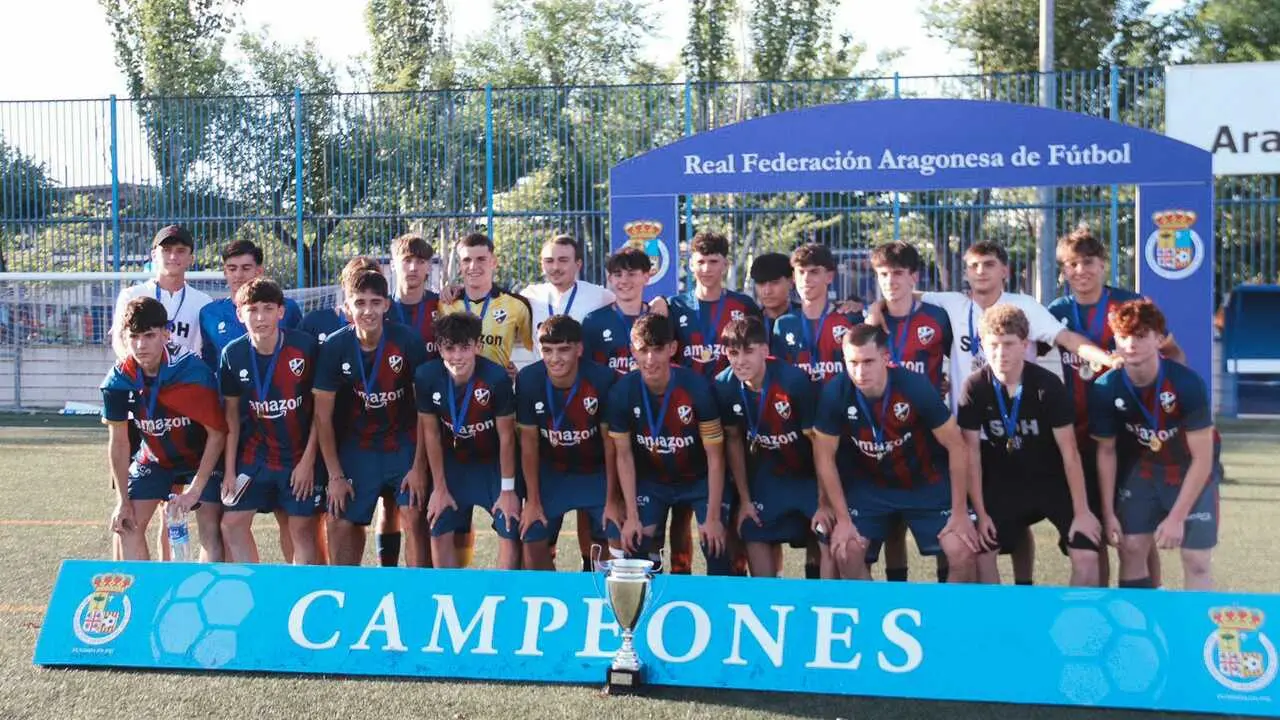 La Base Aragonesa cierra el curso por todo lo alto / SD Huesca