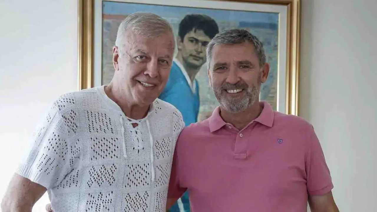 Sirakov y Emilio Larraz / LEVSKI SOFIA