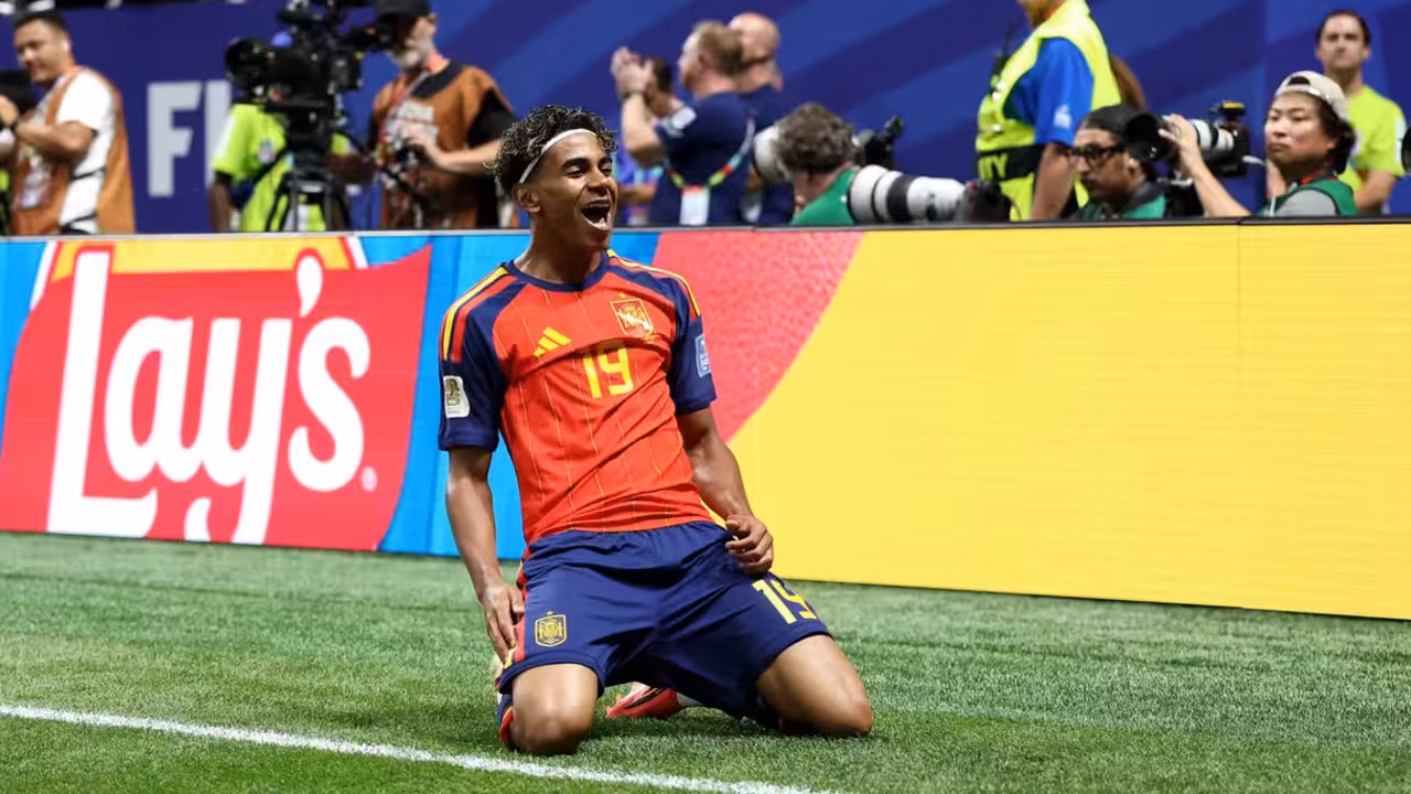 Lamine Yamal celebra un gol con Espa&ntilde;a ante Arabia Saud&iacute; / RFEF