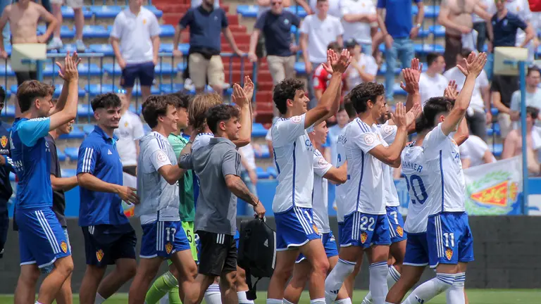 El Deportivo Arag&oacute;n celebra el triunfo en la ida del playoff | Foto: Almudena Sope&ntilde;a