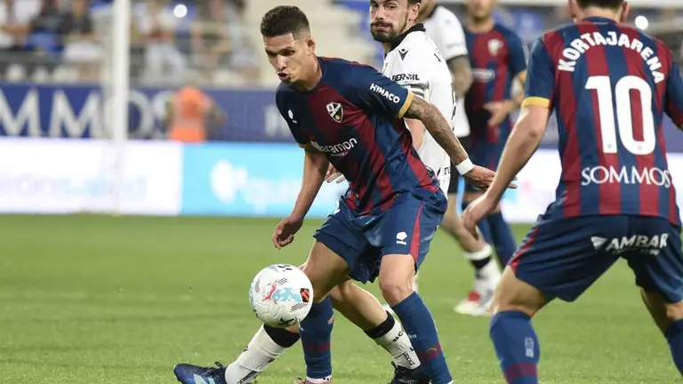 Luna ante el Burgos / LaLiga