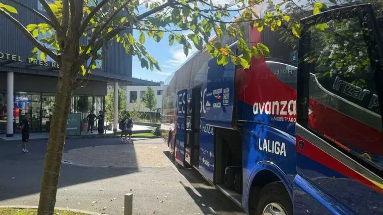 Concentraci&oacute;n de la SD Huesca en San Sebasti&aacute;n