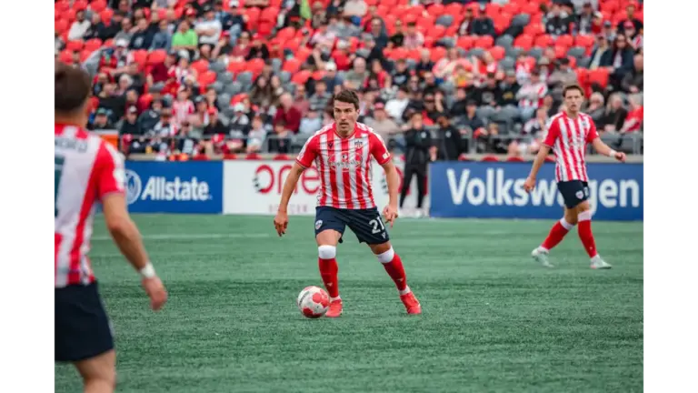 Alberto Zapater durante un partido con el Atl&eacute;tico Ottawa / Canadian Premier League