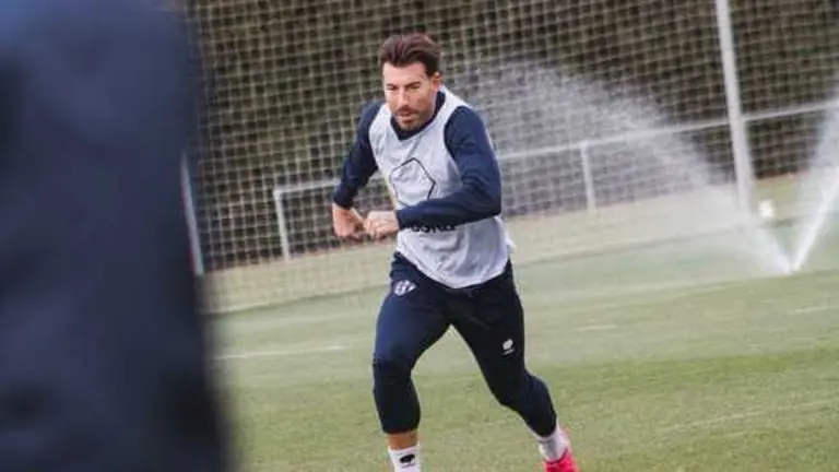 Sergi Enrich en un entrenamiento / SD Huesca