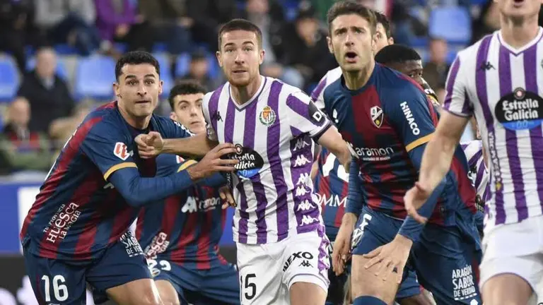 Tomeo ante el Huesca / LaLiga