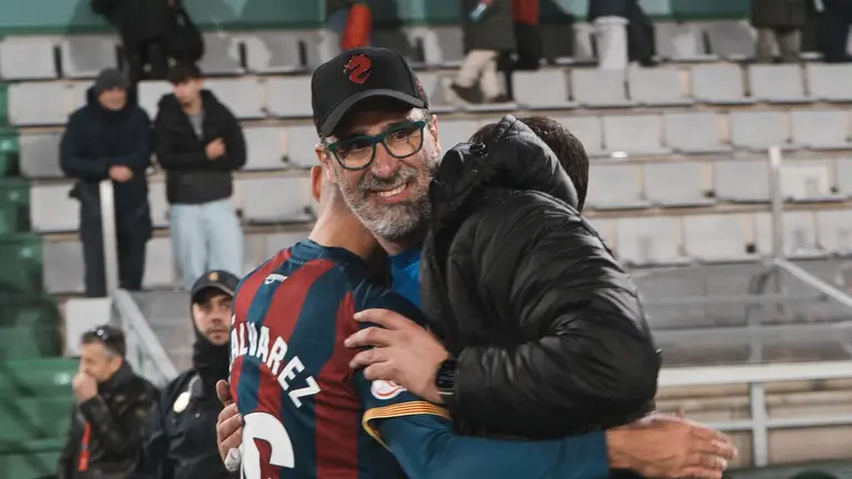 Bolo celebra una victoria / SD Huesca