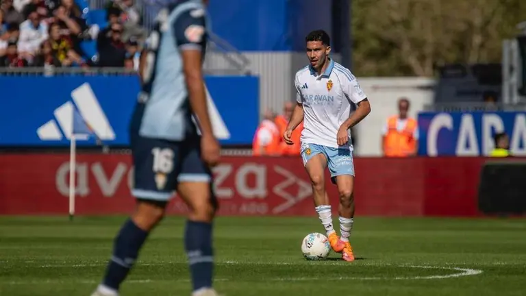 Tachi durante un partido con el Real Zaragoza / Marcos Cebri&aacute;n