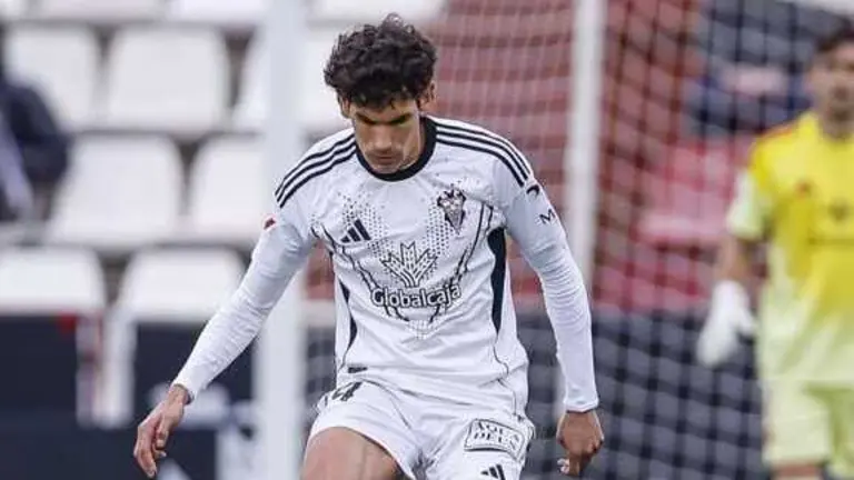 Jes&uacute;s Vallejo durante un partido con el Albacete / LaLiga