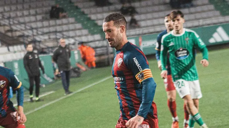 Sielva ante el Racing de Ferrol / SD Huesca