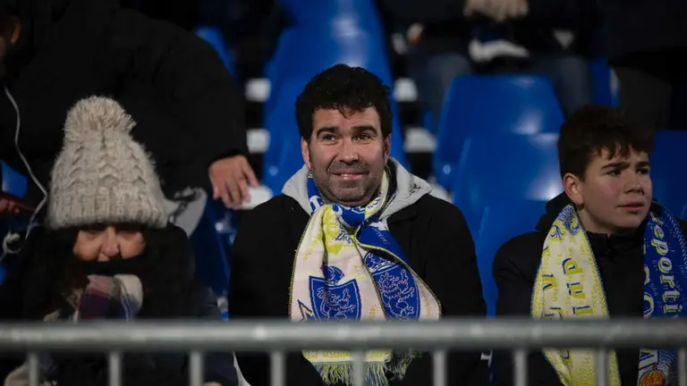 Aficionados en el Real Zaragoza - UD Las Palmas en el Ibercaja Estadio / Marcos Cebri&aacute;n