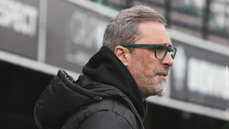 Bolo con cara de preocupaci&oacute;n en Castalia / SD Huesca
