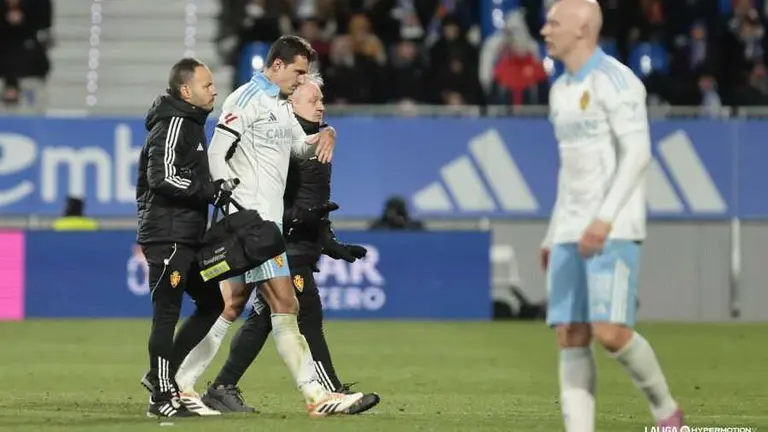 Radovanovic abandona el encuentro del Real Zaragoza ante la UD Las Palmas / LaLiga