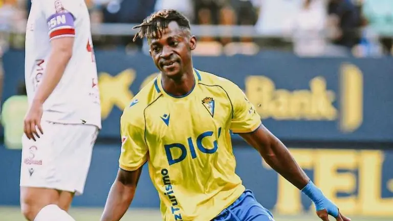 Efe con el C&aacute;diz / RRSS