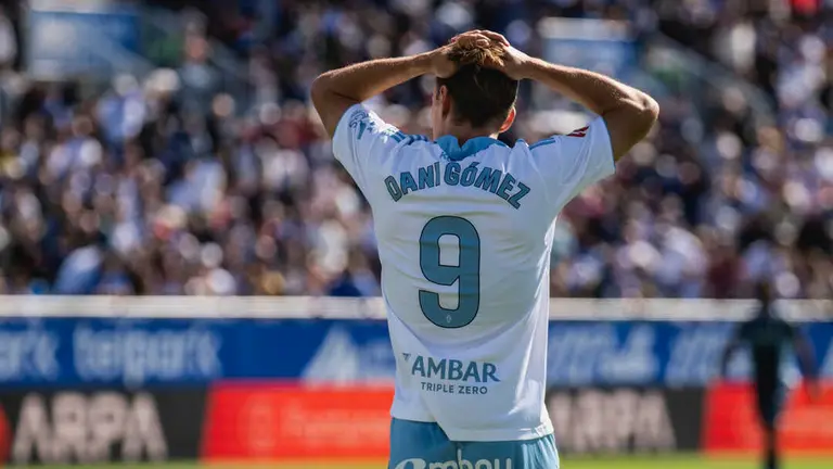 Dani G&oacute;mez, con el Real Zaragoza / MARCOS CEBRI&Aacute;N