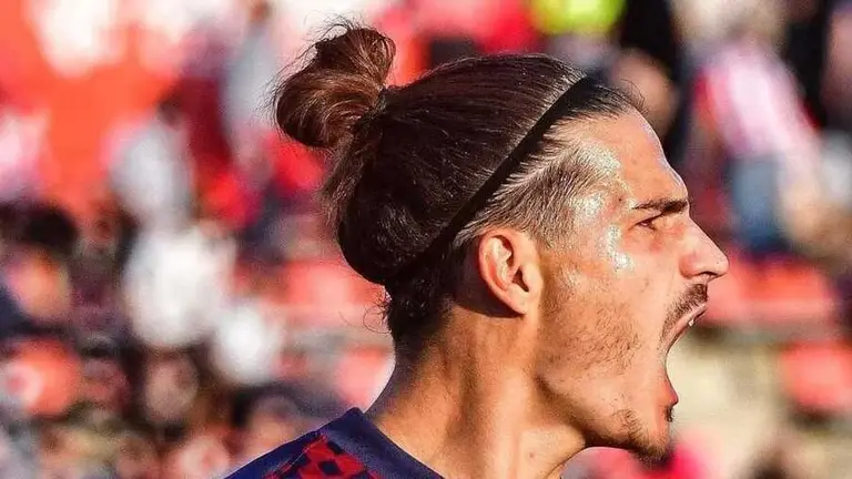 Seoane celebra un gol / SD Huesca