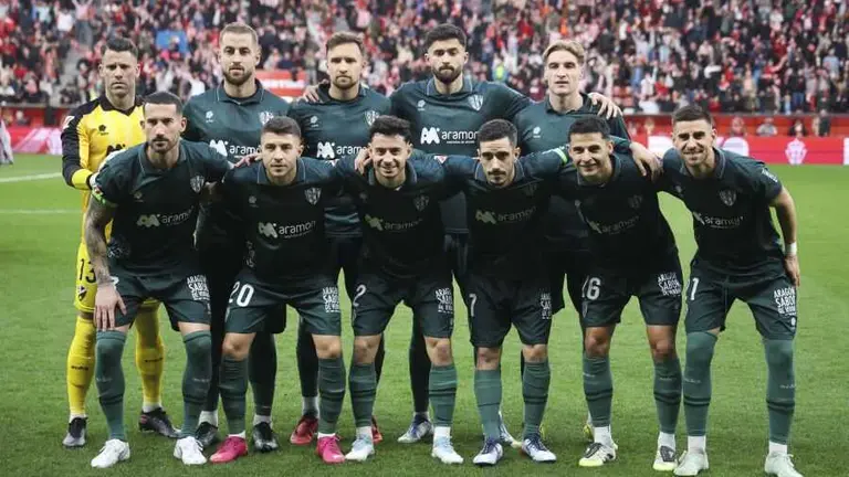 XI inicial elegido por Bolo en la SD Huesca para enfrentarse al Sporting de Gij&oacute;n. Foto: La Liga