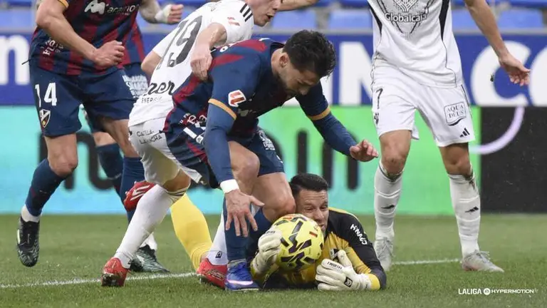 Dani Jim&eacute;nez ante el Albacete / SD Huesca