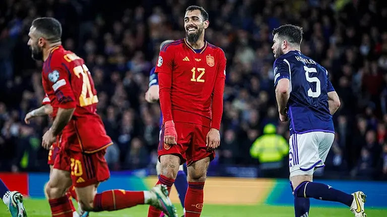 Borja Iglesias con Espa&ntilde;a / RFEF