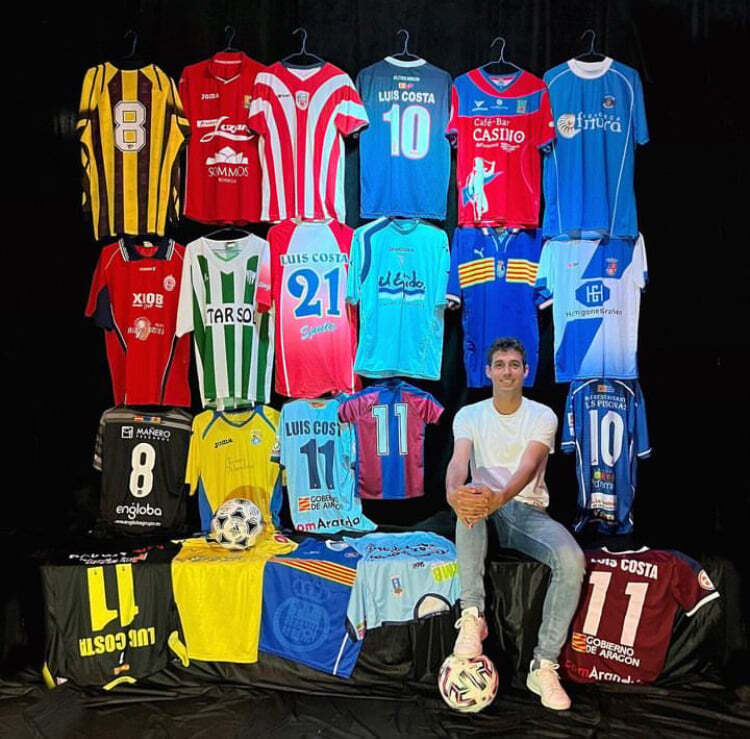 Luis Costa y sus dorsales