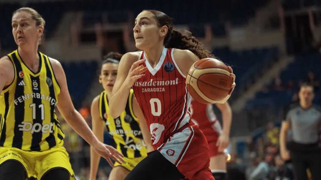 Carla Leite ante el Galatasaray / FIBA.
