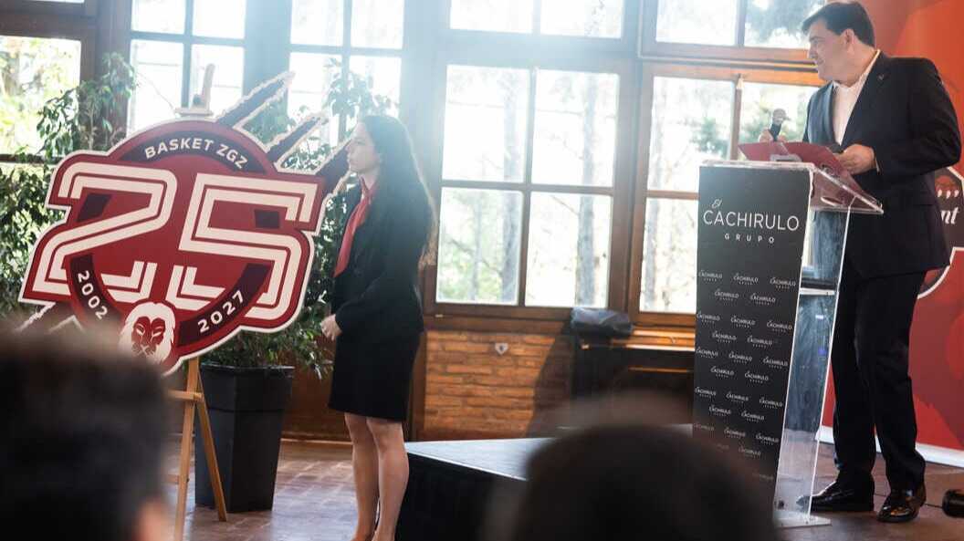 El nuevo logo que vestirá el Casademont Zaragoza fue presentado en El Cachirulo. Fotografía: Casademont Zaragoza.