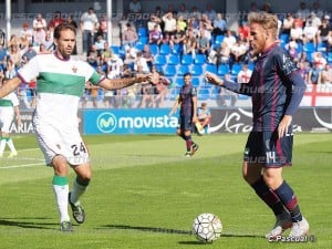 Samu Sáiz frente al Elche en El Alcoraz | Foto: C.Pascual