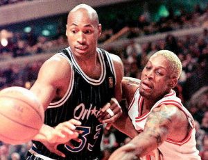 Strong ante Rodman en la NBA