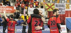 Imagen tras el último derbi jugado en Zaragoza