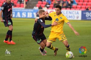 Samu Sáiz ante el Alcorcón | Foto: LFP