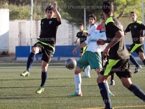 Imagen de un partido juvenil entre la SD Huesca y el CD Peñas | Foto: sporthuesca.com