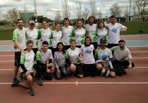 Los integrantes del equipo oscense en Madrid.