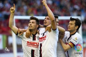 Luis Fernández celebra con rabia su gol | Foto: LFP